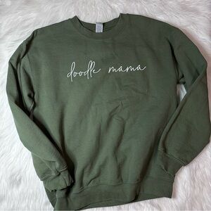 Green 'Doodle Mama' Sweatshirt Crewneck